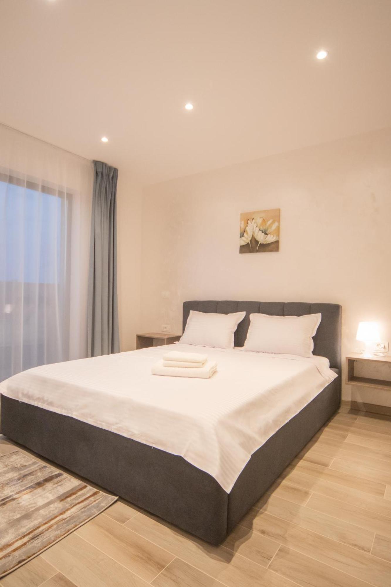 Cp Residence Apart Braşov Esterno foto